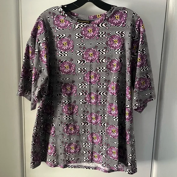 Nooworks Vibrant Purple and Black Patterned Tee - Picture 1 of 4